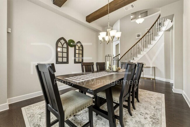 Building Photo - 240 Cross Timbers Dr