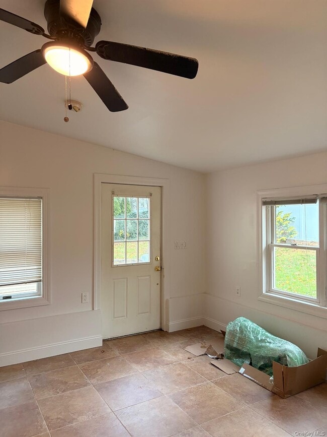 Building Photo - 1 Gilford Ct