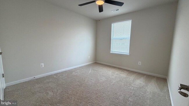 Building Photo - 35 Signal Knob Cottage Dr