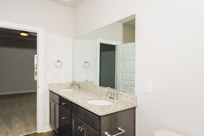 Building Photo - 26218 Beech Grv Ln NW