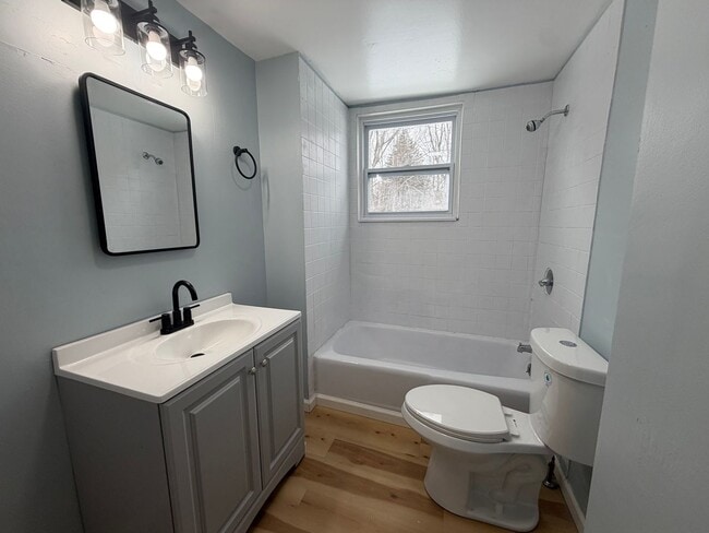 Building Photo - 27-29 Montgomery Ave