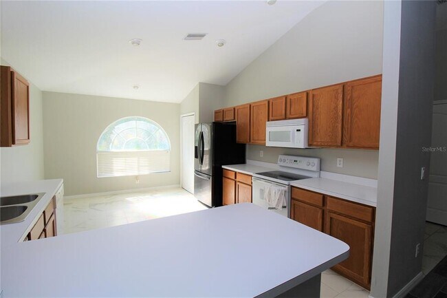 Building Photo - 10458 Lucaya Dr