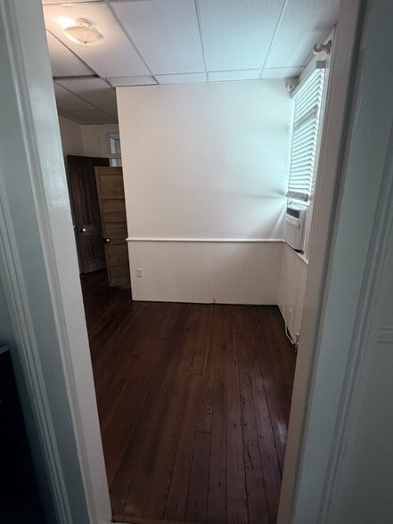 Building Photo - 321 Pelican Ave