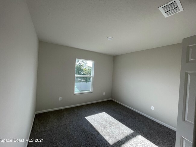 Building Photo - 655 Boughton Way