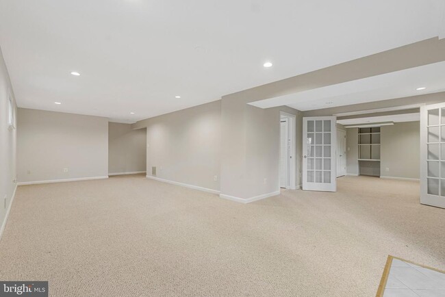 Building Photo - 1215 Delta Glen Ct