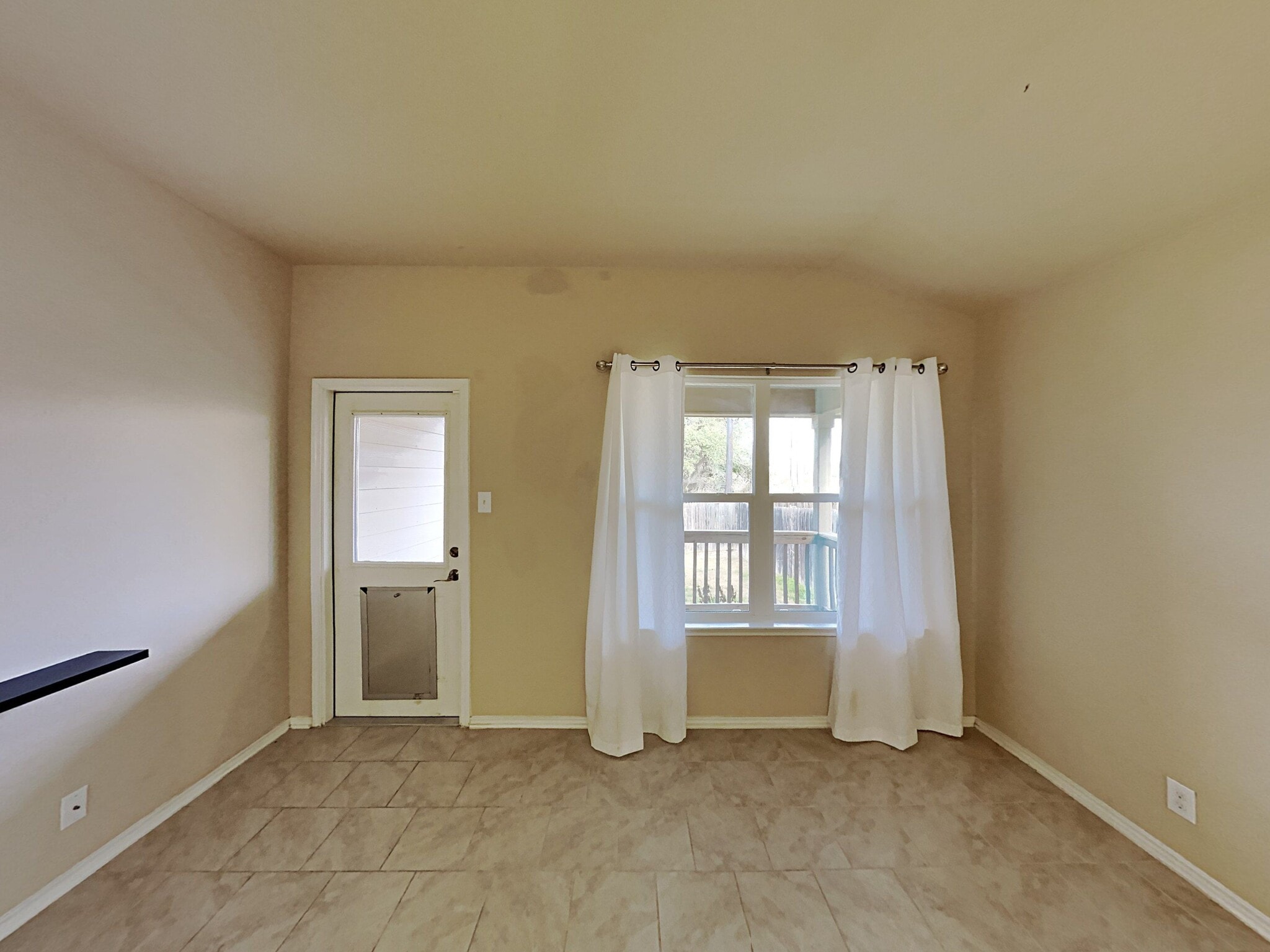 Building Photo - 721 Brown Thrasher