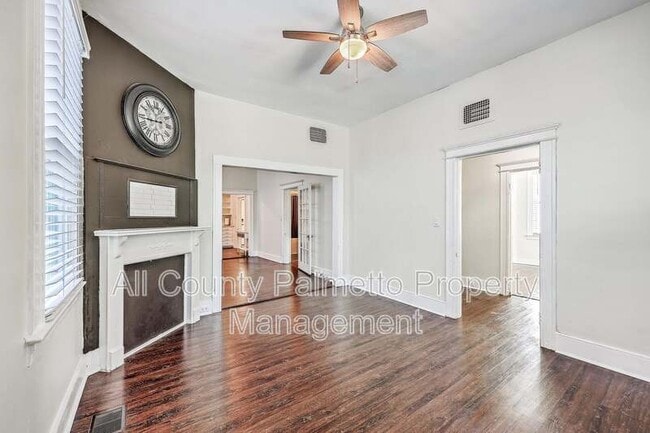 Building Photo - 341 Sumter St