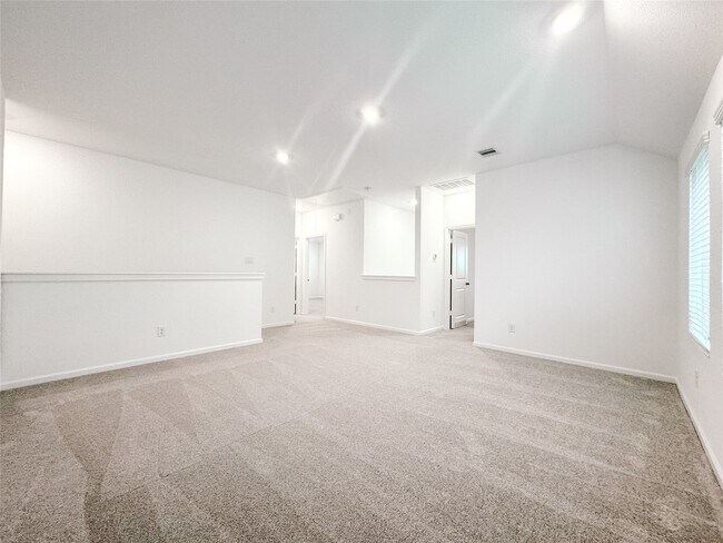 Building Photo - 30306 Tall Fescue Dr