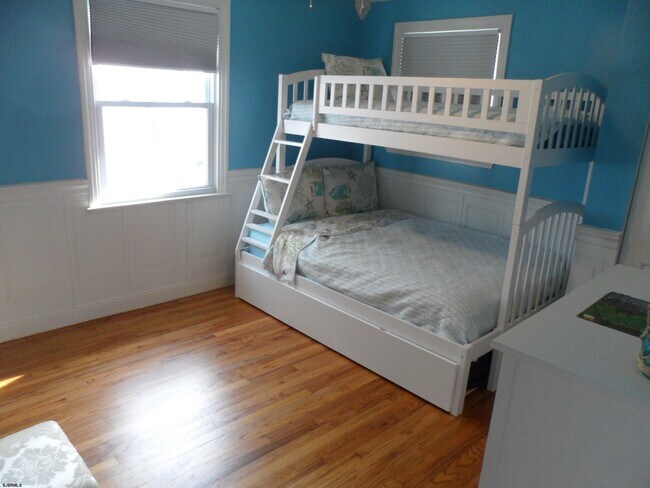 Building Photo - 218 N Haverford Ave