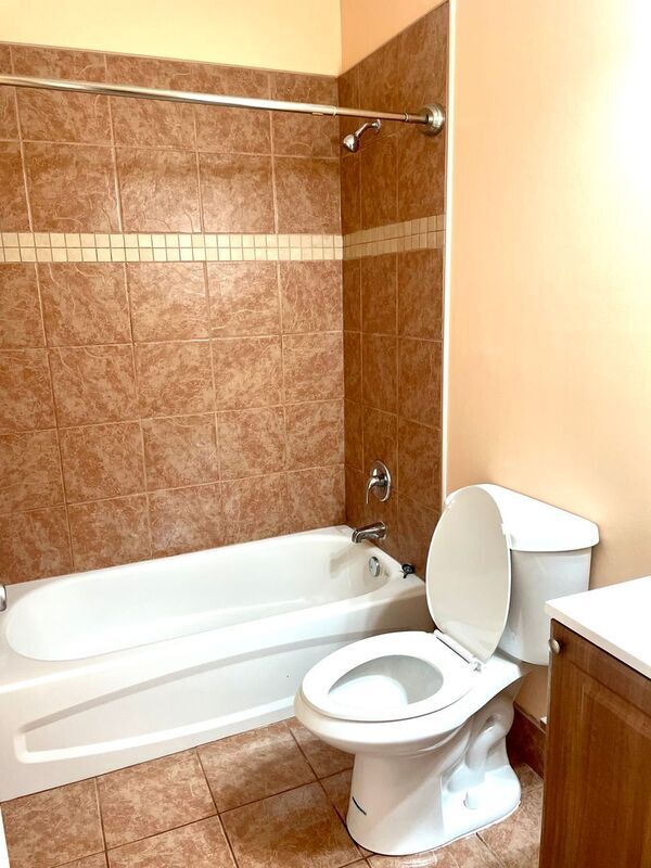 Building Photo - 2029 St Paul St