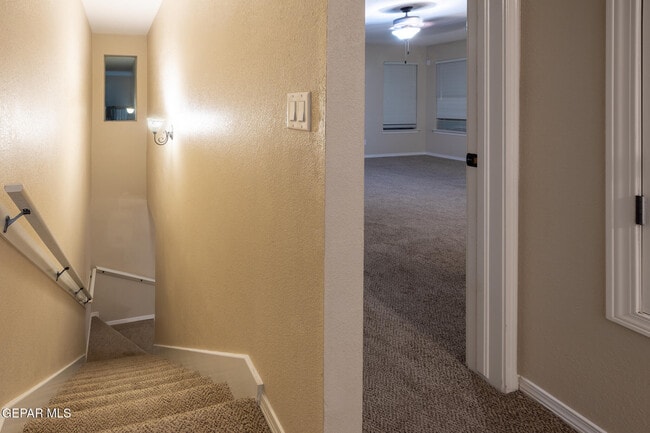 Building Photo - 14212 Otter Point Ct