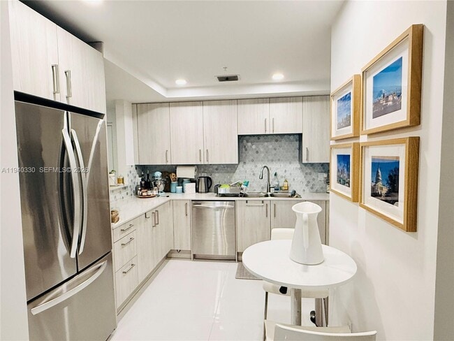 Building Photo - 10950 NW 82nd St