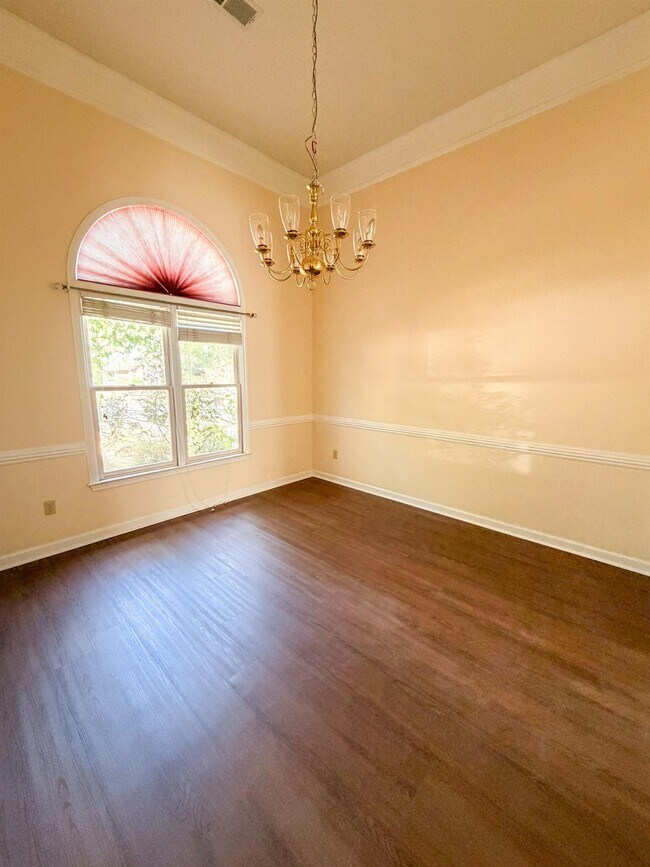 Building Photo - 1056 Cotton Row Cove