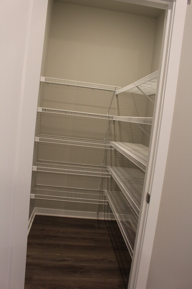 Building Photo - 10103 16th Pl SE