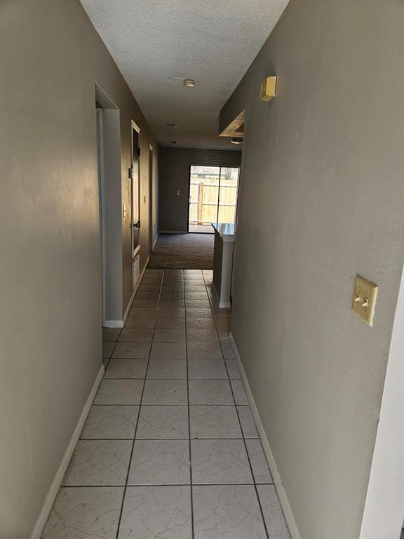 Building Photo - 2207 Caribbean Dr N