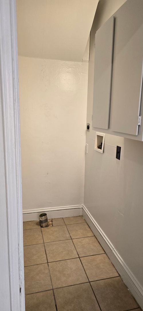 Building Photo - Large remodeled 4 bedroom with off street parking available