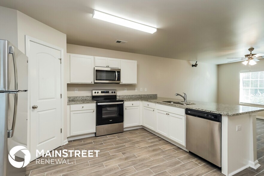 Building Photo - 135 SONOMA WOOD Trl