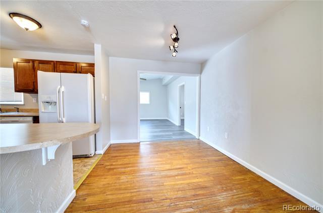Building Photo - 318 Maplewood Dr