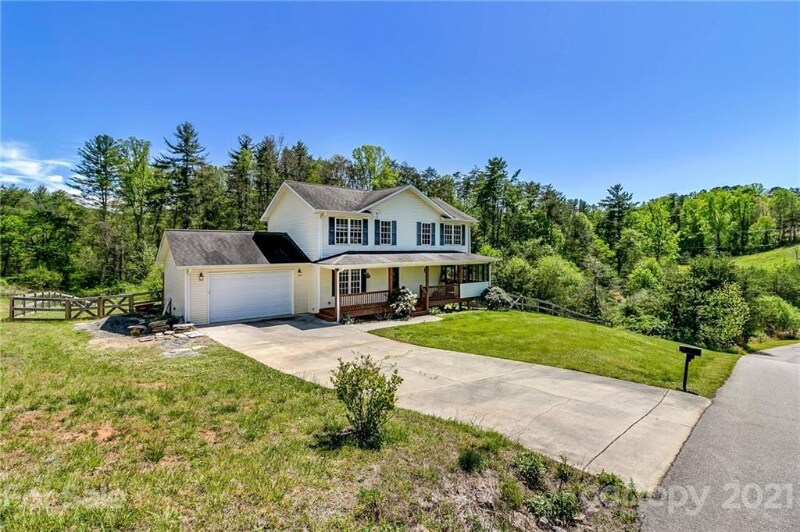 Building Photo - 21 Locust Meadow Ln