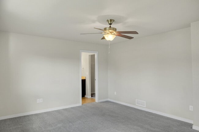 Building Photo - $2,195.95 - 3 Bed, 2.5 Bath Home in Colorado Springs with Fenced Yard and In-Unit Laundry!