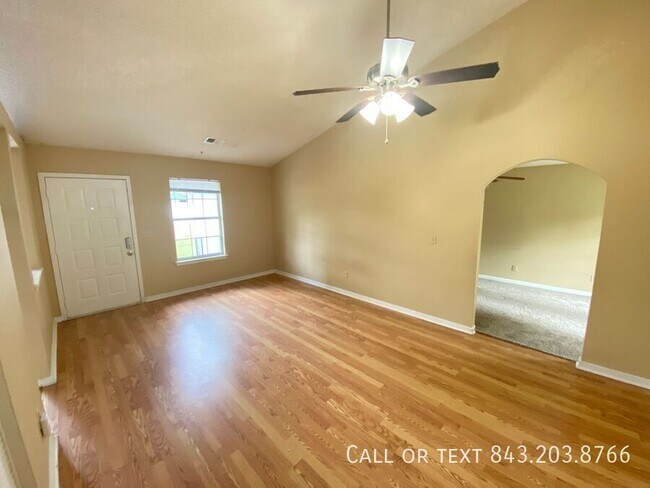 Building Photo - 106 Eaton Way