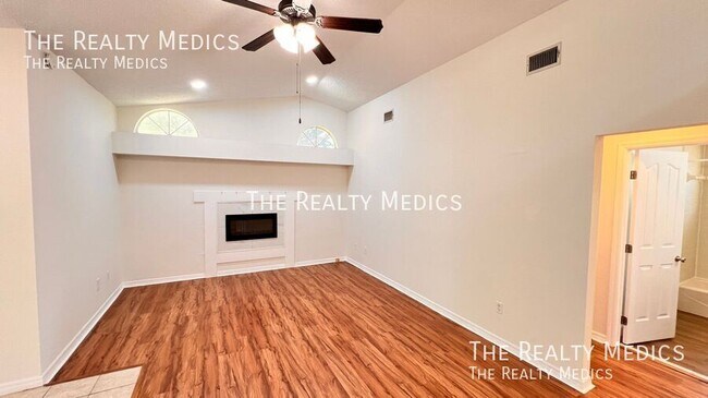 Building Photo - 23 Winding Woods Trail