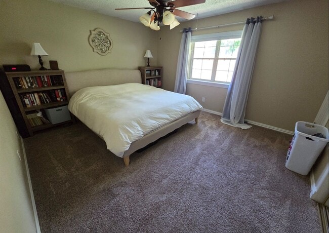 Building Photo - Stunning 3bd/2ba home with gorgeous yard and bonus living space! Coming Soon!