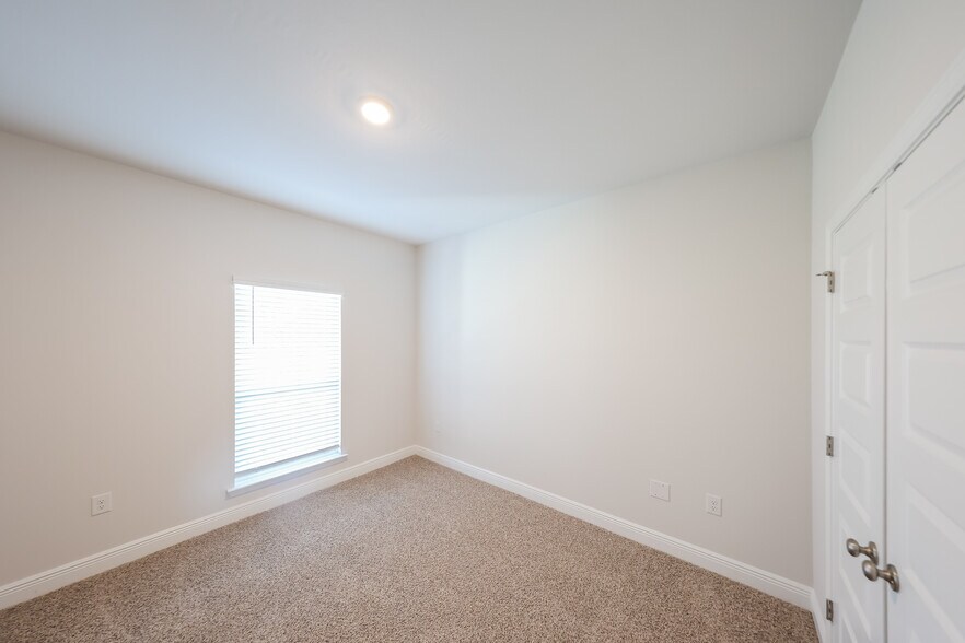 Building Photo - 459 Albert Meadow Ln