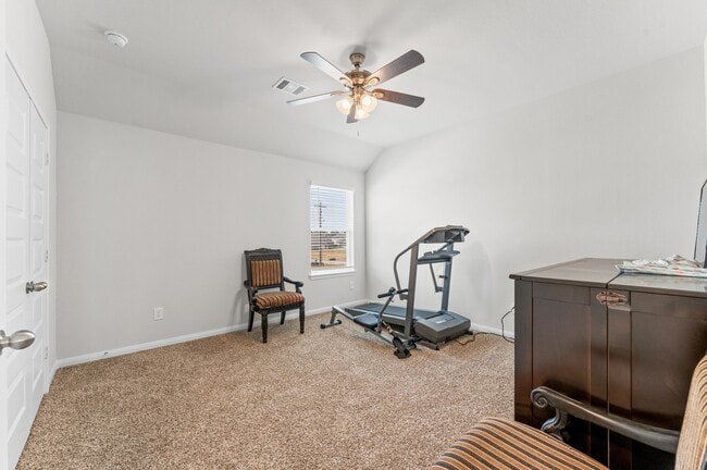 Building Photo - 16635 Olivewood Ln