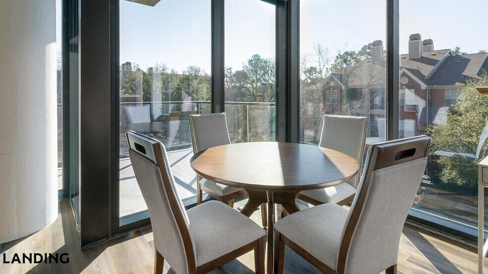 Building Photo - 1414 Wood Hollow Dr