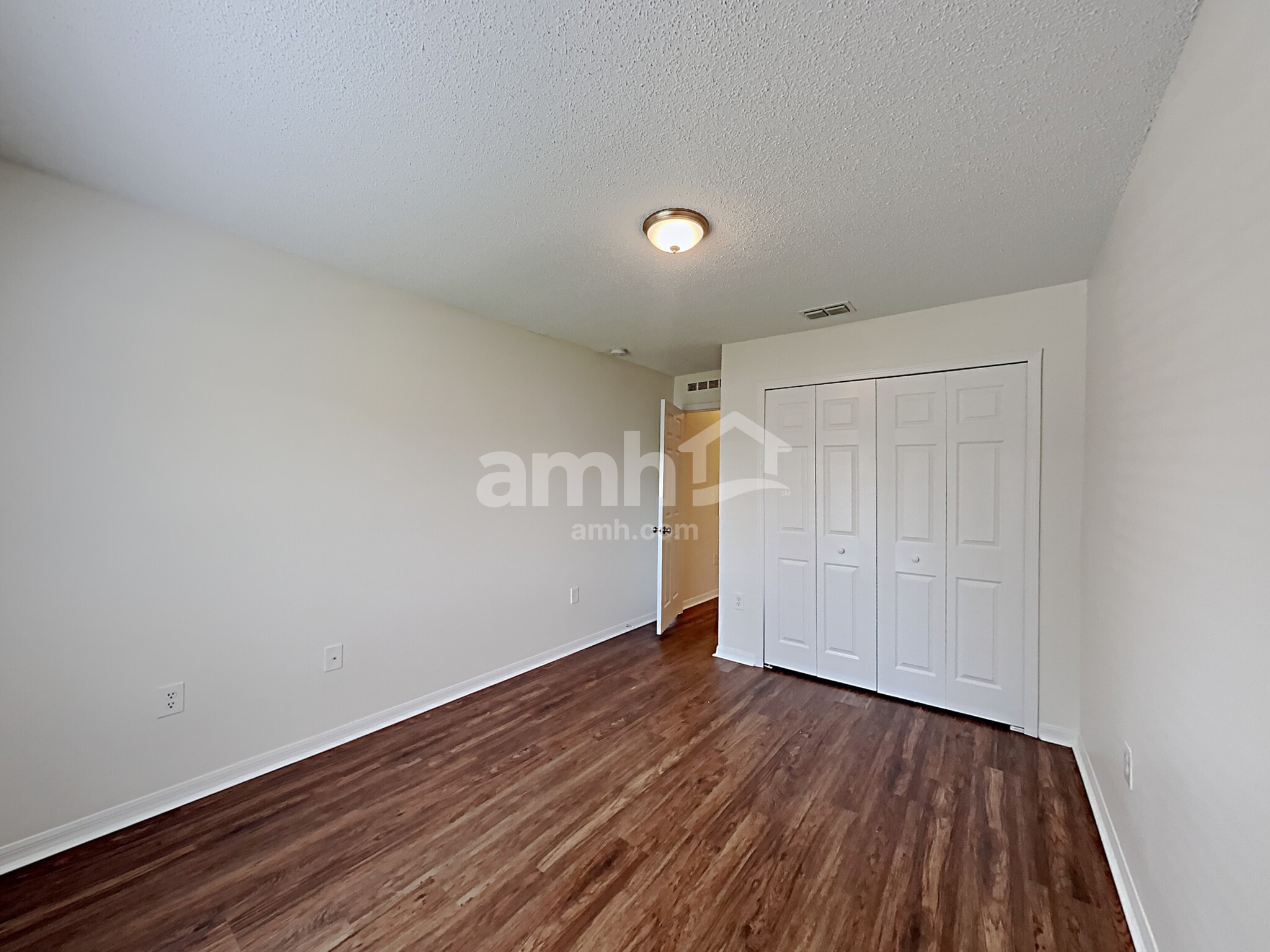 Building Photo - 2946 Mingo Dr