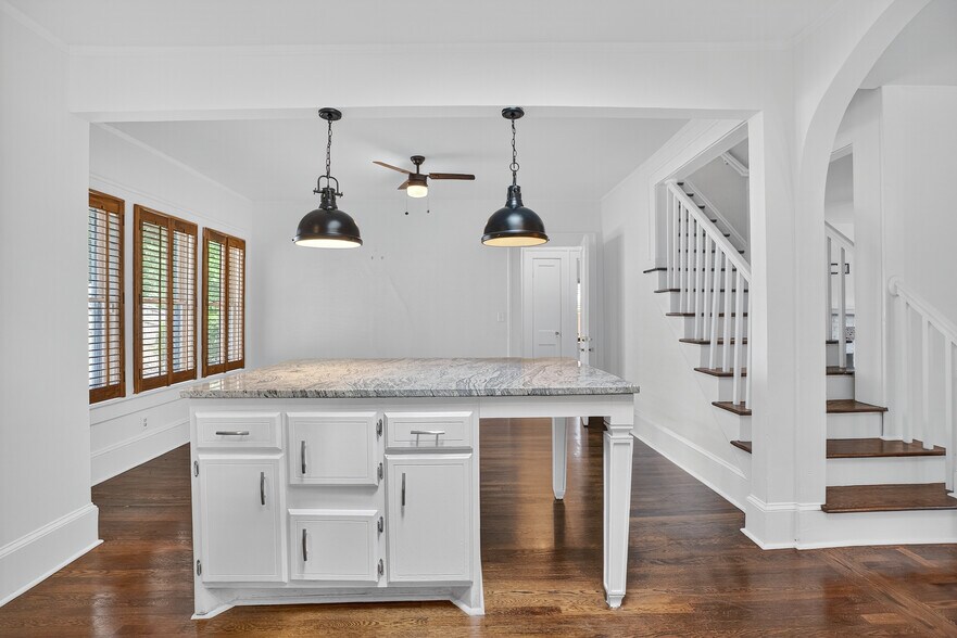 Building Photo - 1448 N Highland Ave NE