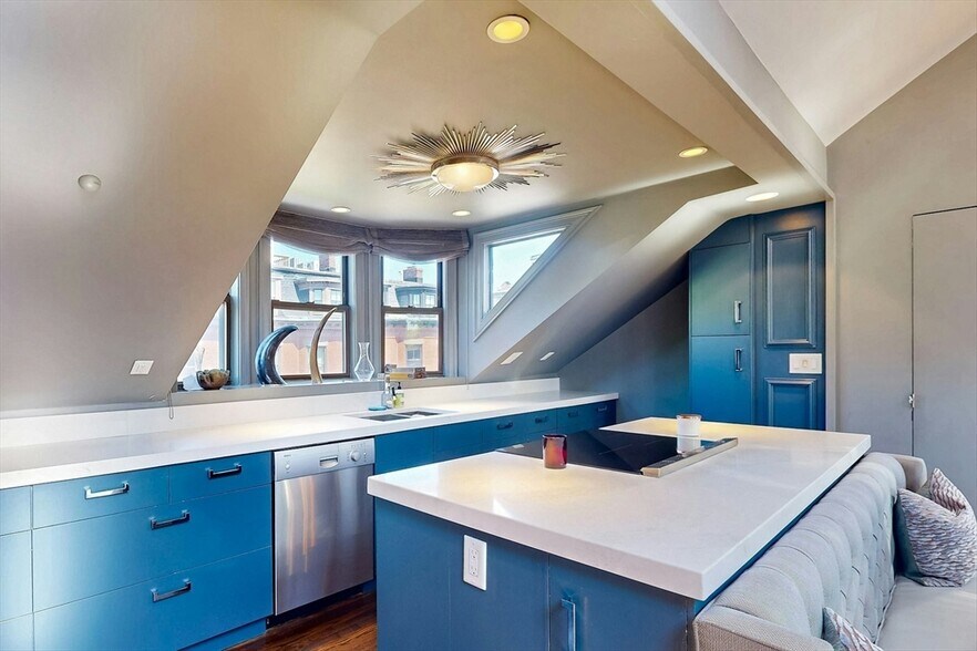 Building Photo - 43 Worcester St