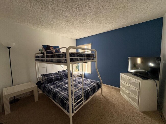 Building Photo - 2598 Chatham Cir