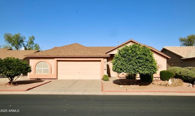 Primary Photo - 6973 S Oakmont Dr
