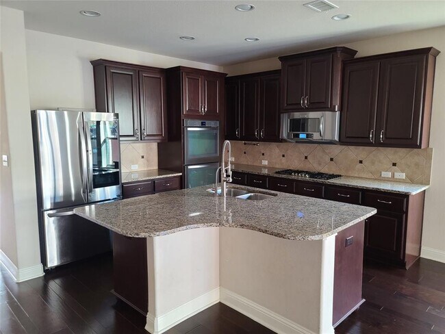 Building Photo - 708 Williams Way