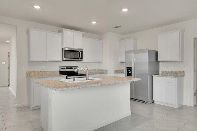 Building Photo - 10692 SW Vasari Way