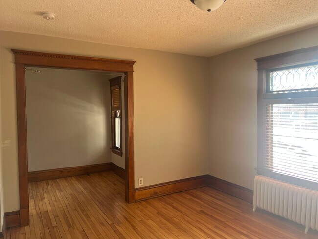 Building Photo - 271 W Sturgis St