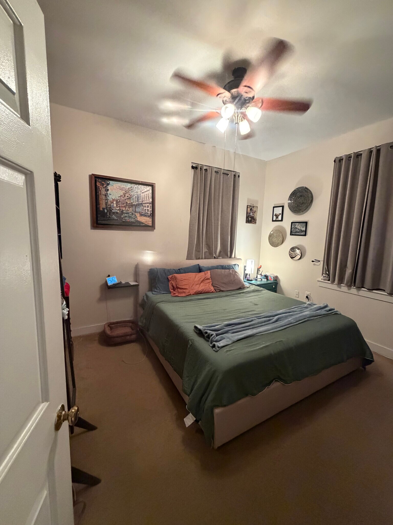 Master bed - 1533 Floyd Ave