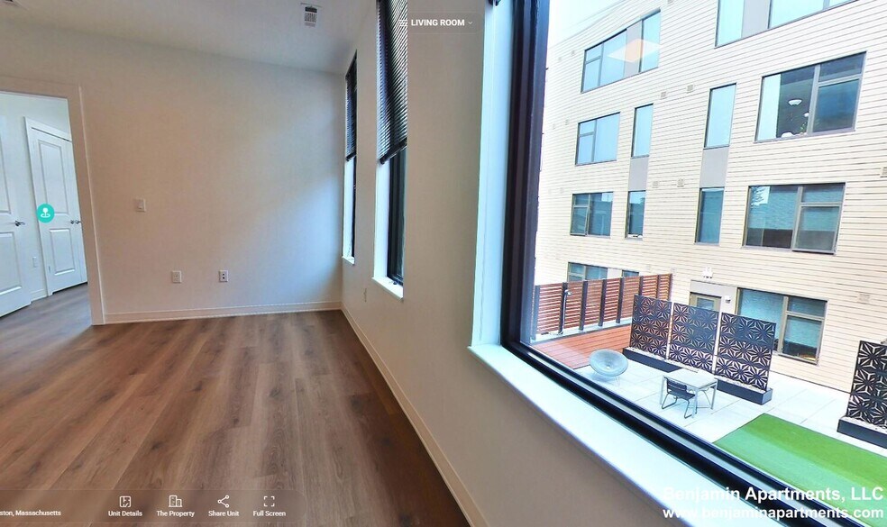 Building Photo - 89 Brighton Ave