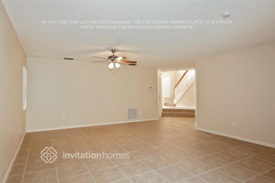 Building Photo - 13857 SW 103rd Ln