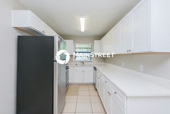 Building Photo - 3 Bedroom Pet-Friendly Home in TAMPA, FL w...