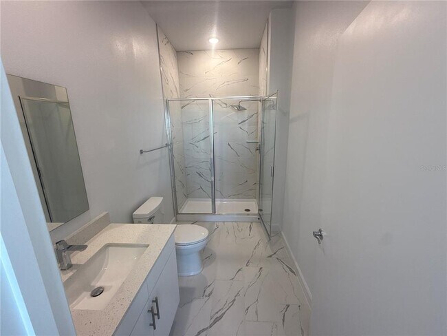 Building Photo - 420 Famagusta Dr