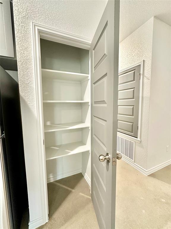 Building Photo - 2321 Ocean Ave