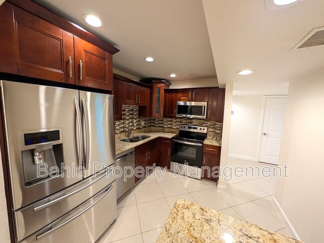 Building Photo - 7512 Dolonita Dr