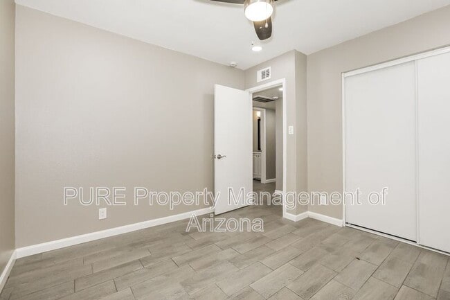 Building Photo - 100 W Gary Dr