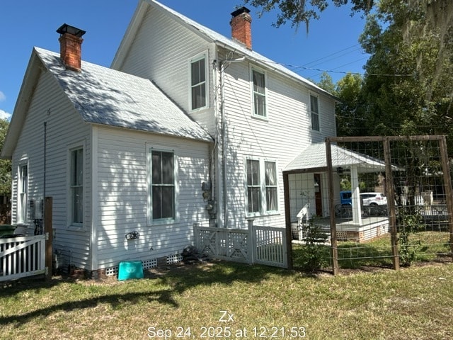 Building Photo - 215 Dodge St