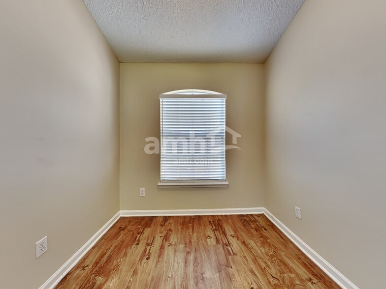 Building Photo - 1532 Backwater Drive