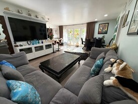 Building Photo - 843 4th St