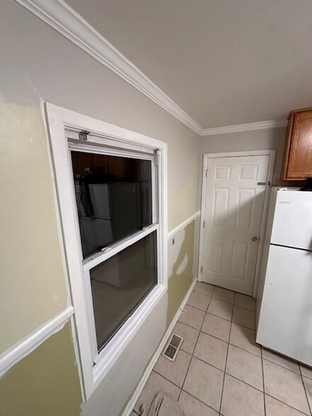 Building Photo - 241 Boston St